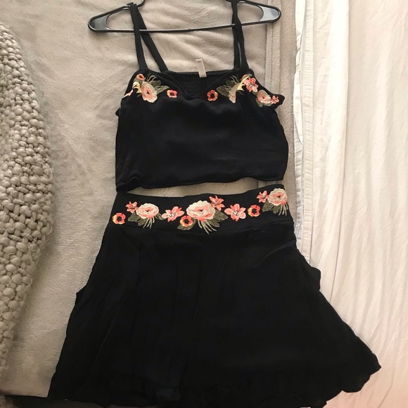 Free People Dresses & Skirts - NWOT Match Set Co-ord Black shorts and crop top